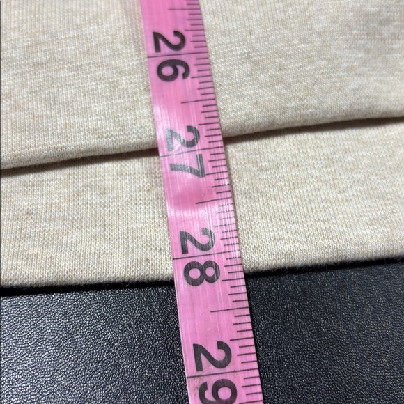 REAL Ombre Shield Hoodie,Kangaroo pocket
Cozy cotton fleece, warm pullover - Picture 6 of 9